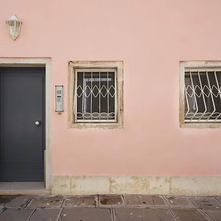 Cannaregio S Apartment